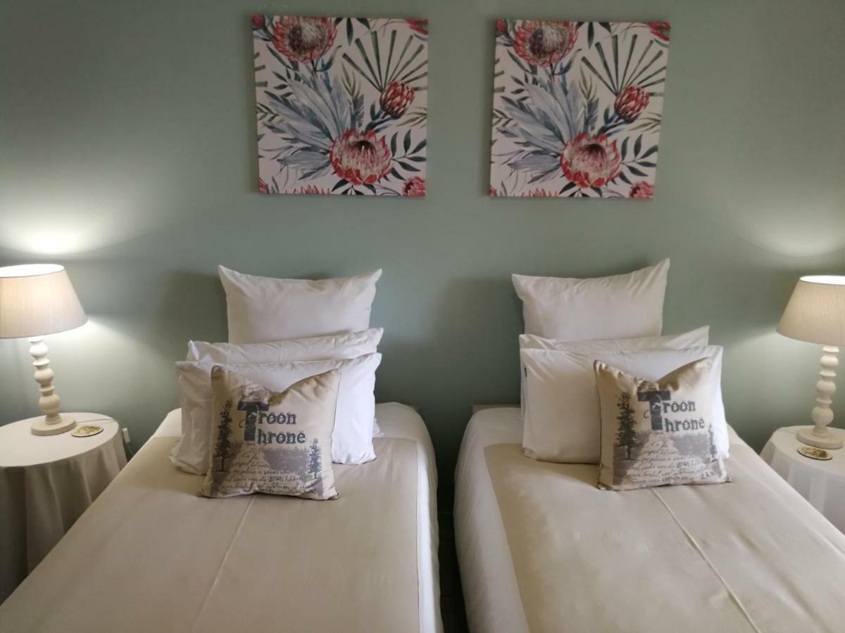 Eight Palms Hotel Port Edward Buitenkant foto