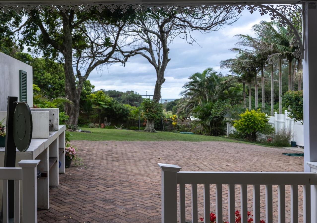 Eight Palms Hotel Port Edward Buitenkant foto