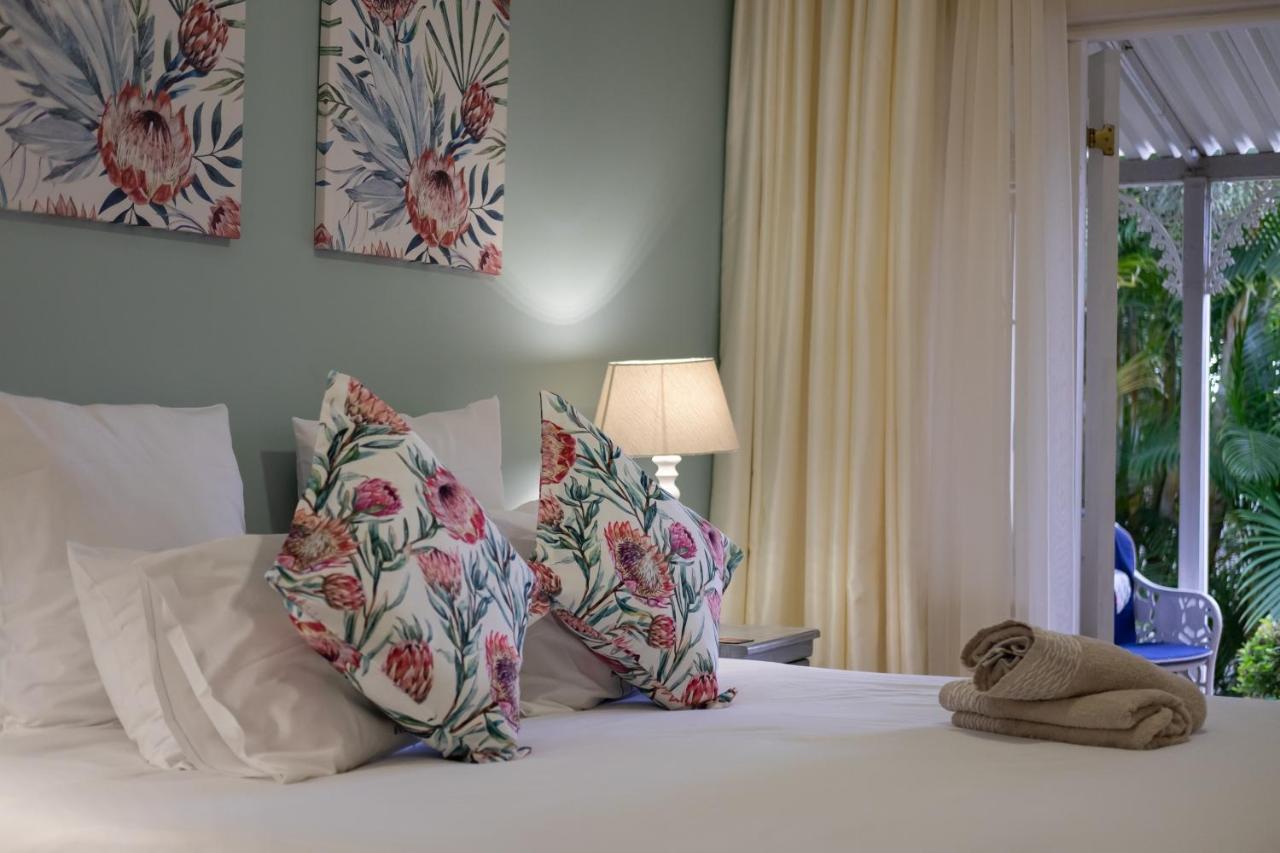 Eight Palms Hotel Port Edward Buitenkant foto